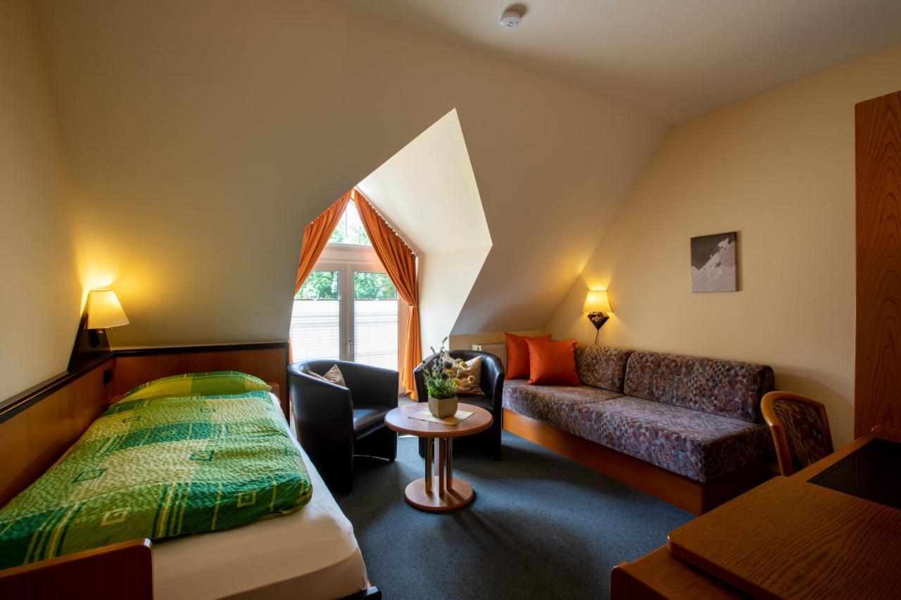 Hotel Brueckenschaenke Зебниц Экстерьер фото