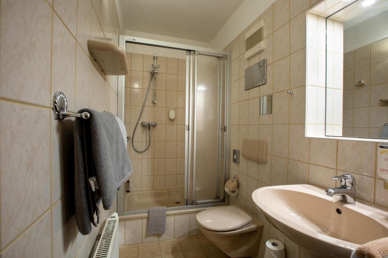 Hotel Brueckenschaenke Зебниц Экстерьер фото